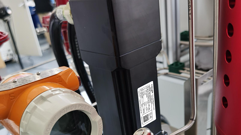 防爆伺服電機(jī)在反應(yīng)釜設(shè)備上方案